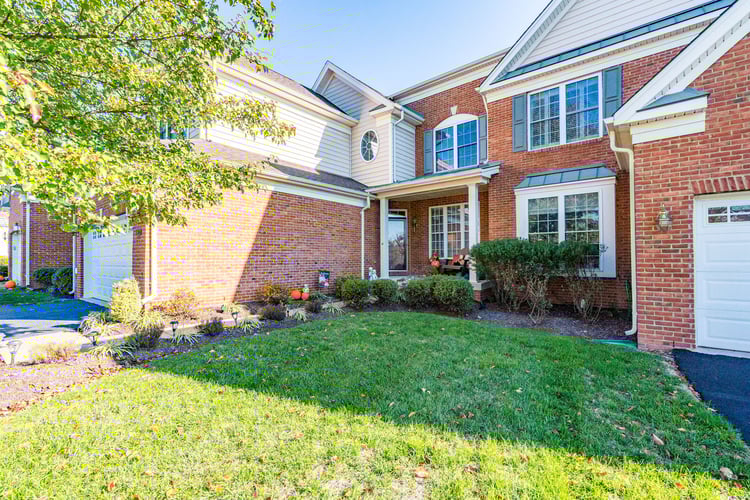SOLD 3 BD Luxury Townhome in Dominion Valley, VA